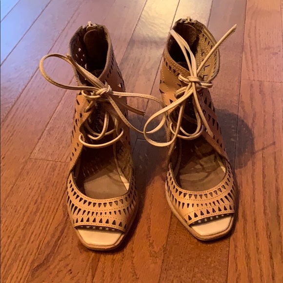 Jeffrey Campbell wedges - Picture 7 of 7